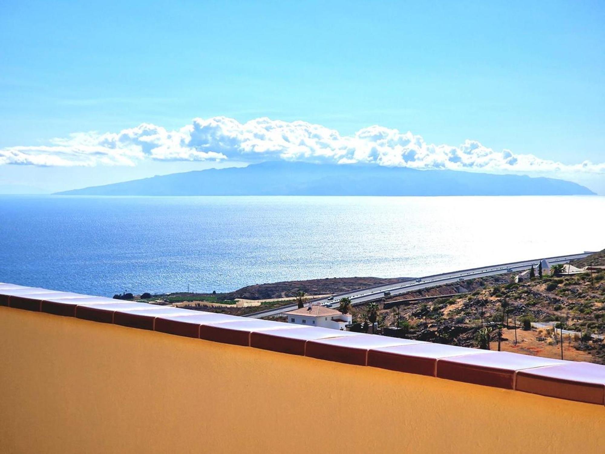 Luis Estudio Adeje Tenerife Sur By Hrtenerife Net アデヘ エクステリア 写真
